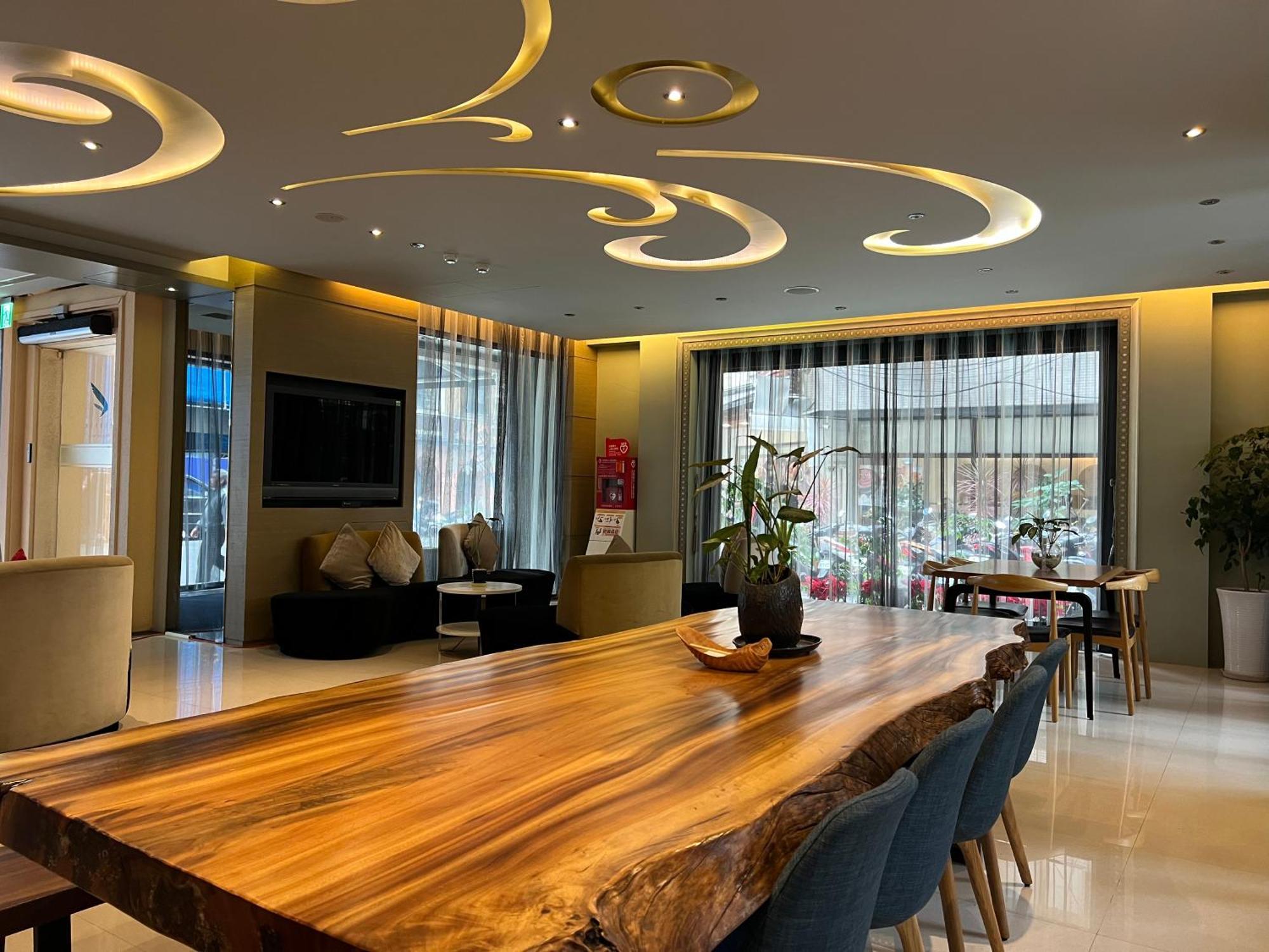 Hotel 台北馥華商旅 松江館 Tchaj-pej Exteriér fotografie